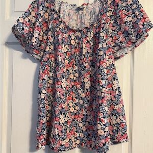 Wonderly Floral Blouse - Red, White, and Blue
